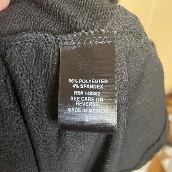 Torrid K Black Twist Front SS Tee Size 4 (4X) New with Tags - Picture 5 of 6